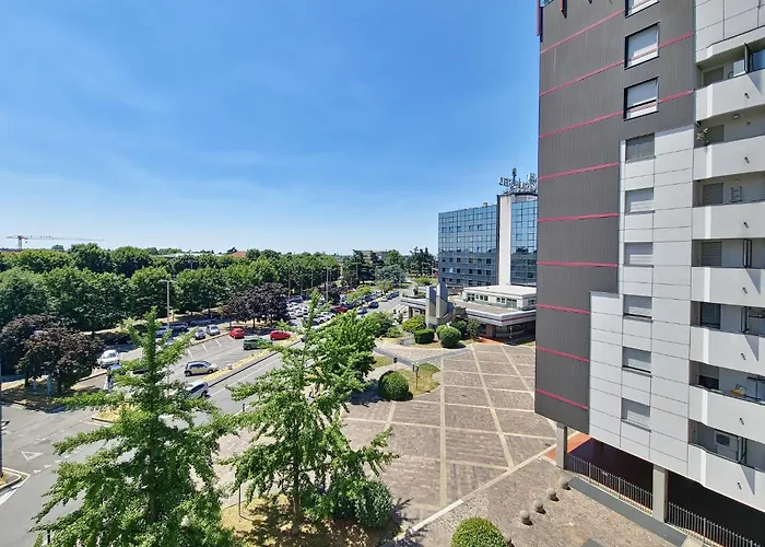 The Airport & The Train Station * Bergamo