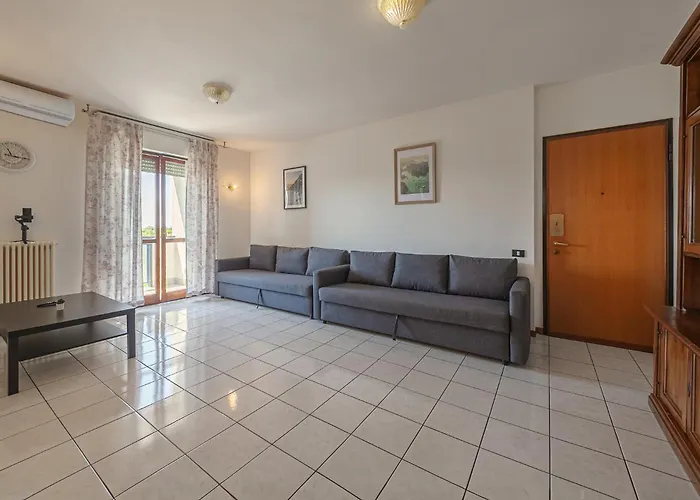 Daire The Airport & The Train Station Bergamo